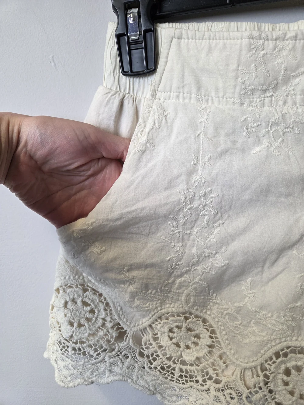 Xhilaration Cream Lace Trim High-Waist Shorts